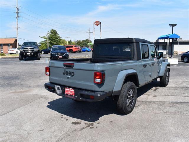 new 2025 Jeep Gladiator car, priced at $40,455