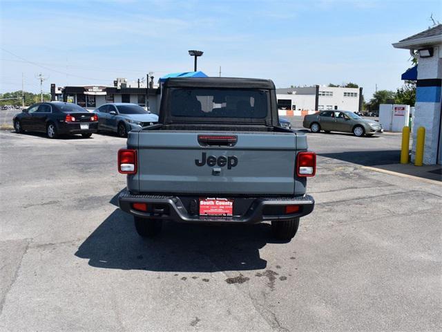 new 2025 Jeep Gladiator car, priced at $40,455