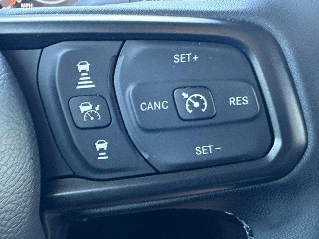 new 2025 Jeep Wrangler car, priced at $42,594