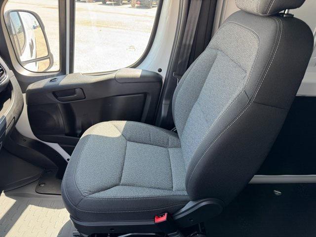 new 2025 Ram ProMaster 2500 car, priced at $42,862