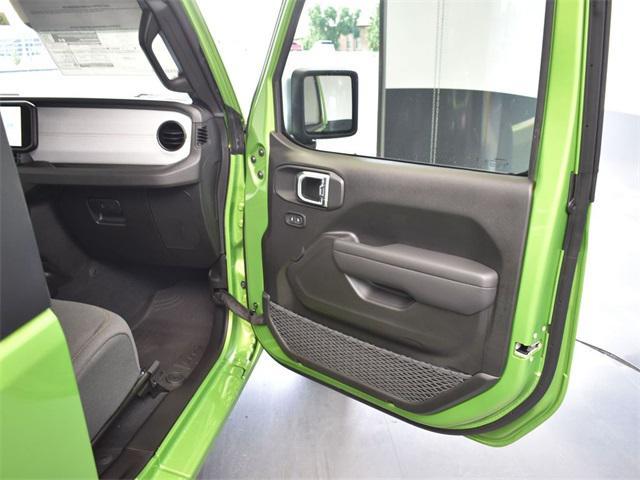 new 2025 Jeep Wrangler car, priced at $33,798