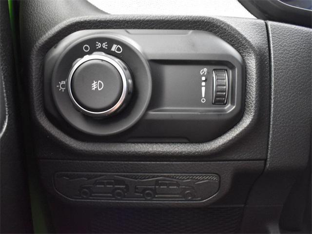 new 2025 Jeep Wrangler car, priced at $33,798