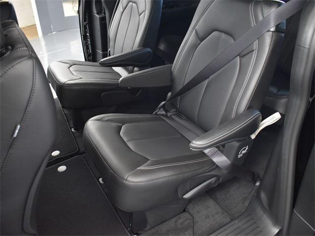 new 2026 Chrysler Pacifica car, priced at $39,465