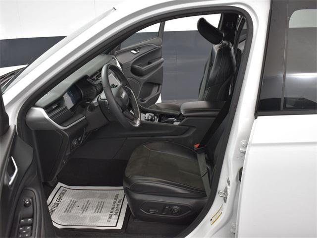used 2023 Jeep Grand Cherokee car, priced at $29,600
