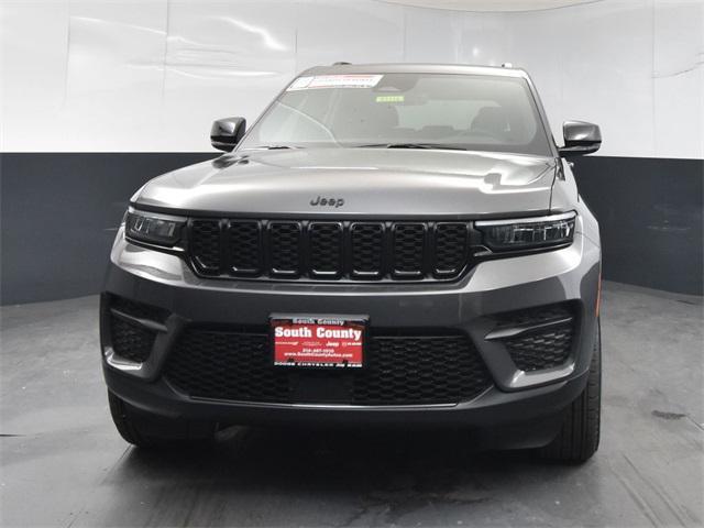 new 2025 Jeep Grand Cherokee car, priced at $36,405