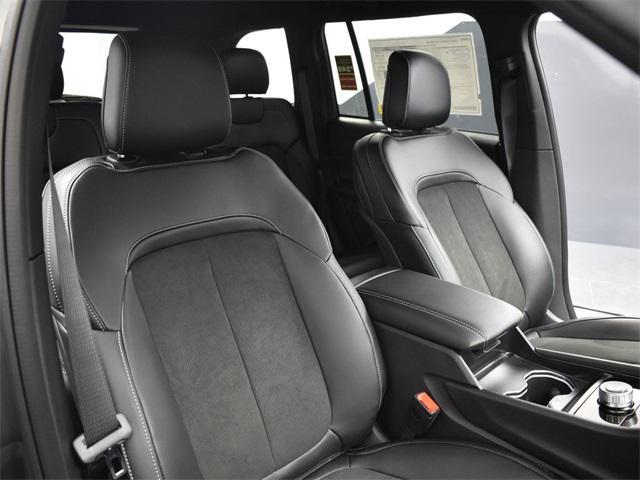 new 2025 Jeep Grand Cherokee car, priced at $36,405