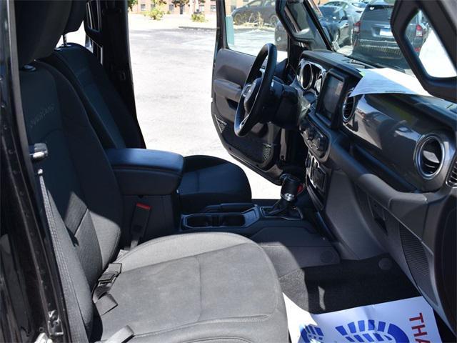 used 2023 Jeep Gladiator car, priced at $28,000