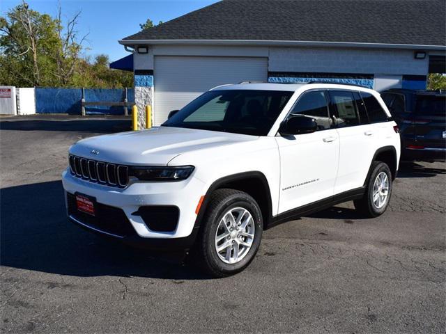 new 2025 Jeep Grand Cherokee car, priced at $35,325