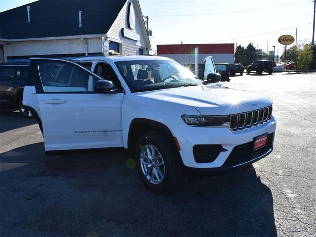 new 2025 Jeep Grand Cherokee car, priced at $35,325