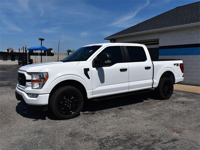 used 2022 Ford F-150 car, priced at $32,000