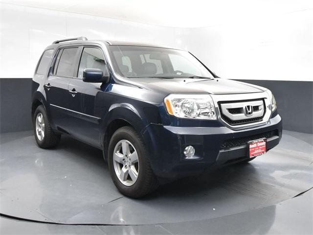 used 2011 Honda Pilot car, priced at $9,000