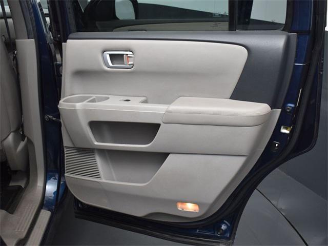 used 2011 Honda Pilot car, priced at $9,000