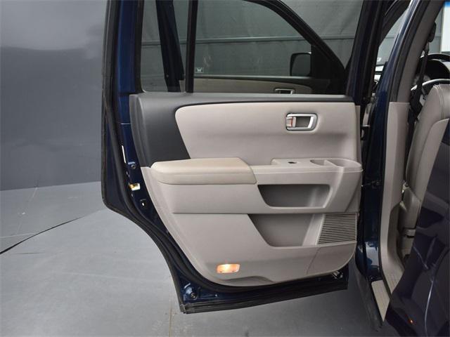 used 2011 Honda Pilot car, priced at $9,000
