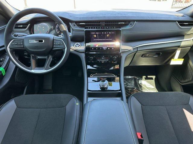 new 2025 Jeep Grand Cherokee L car, priced at $42,217
