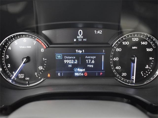 used 2020 Cadillac XT5 car, priced at $16,200