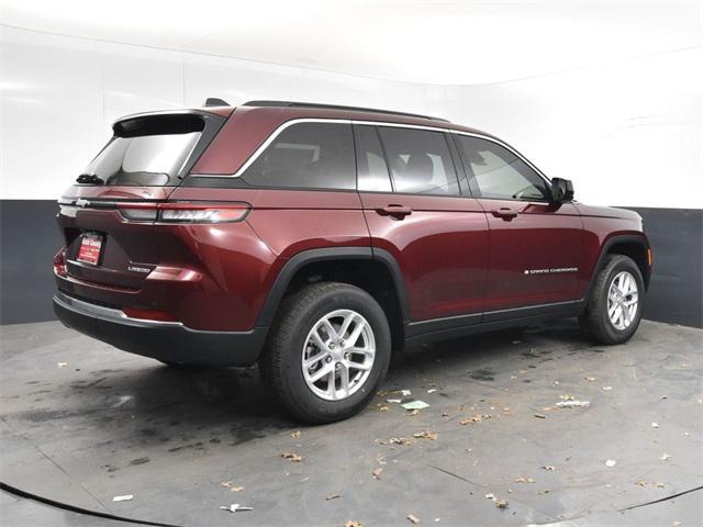 new 2025 Jeep Grand Cherokee car, priced at $35,970