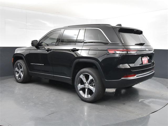 new 2025 Jeep Grand Cherokee car, priced at $43,741