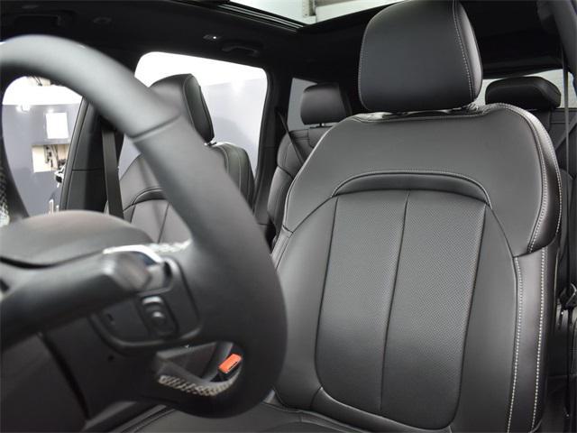 new 2025 Jeep Grand Cherokee car, priced at $43,741