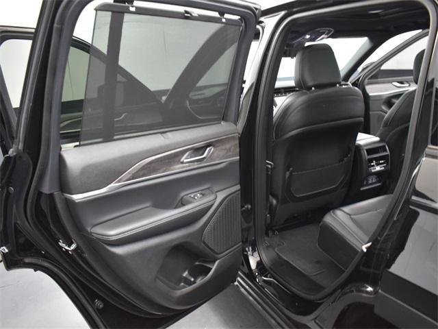 new 2025 Jeep Grand Cherokee car, priced at $43,741