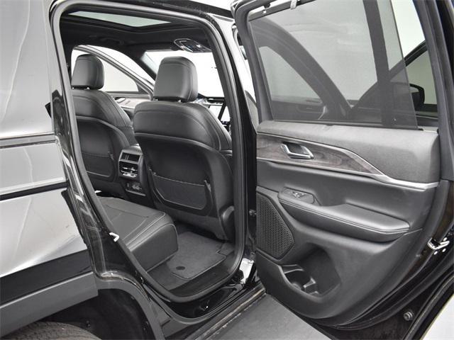 new 2025 Jeep Grand Cherokee car, priced at $43,741