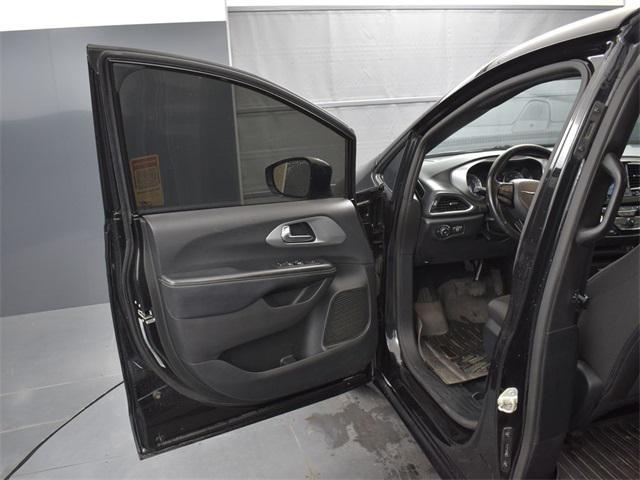 used 2019 Chrysler Pacifica car, priced at $13,750