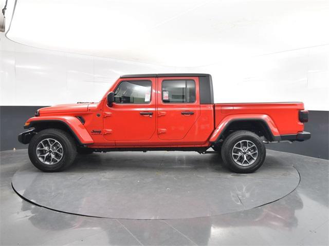 new 2024 Jeep Gladiator car, priced at $39,398