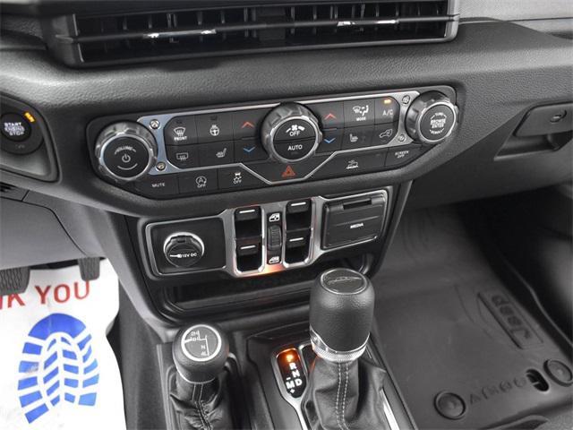 new 2025 Jeep Gladiator car, priced at $40,455