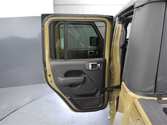 new 2025 Jeep Gladiator car, priced at $40,455
