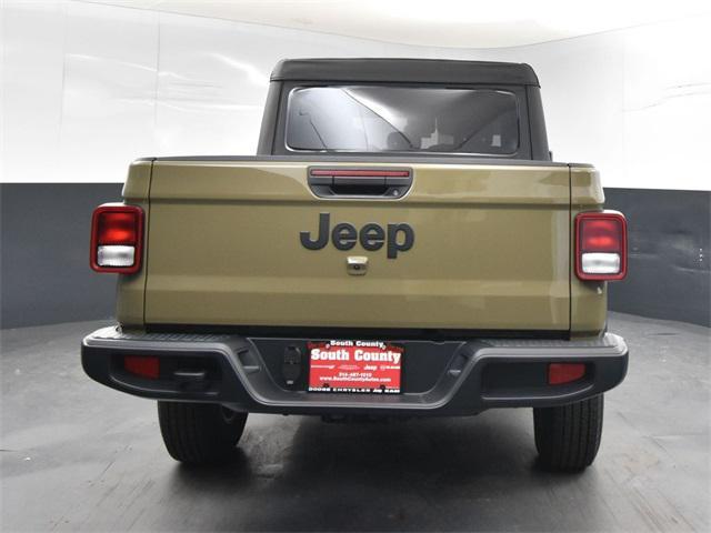 new 2025 Jeep Gladiator car, priced at $40,455