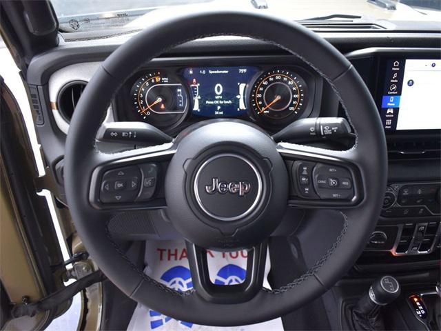 new 2025 Jeep Gladiator car, priced at $40,455