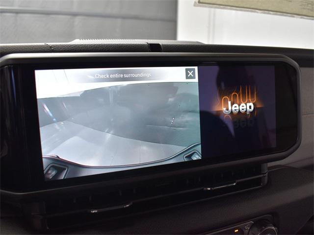 new 2025 Jeep Gladiator car, priced at $40,455