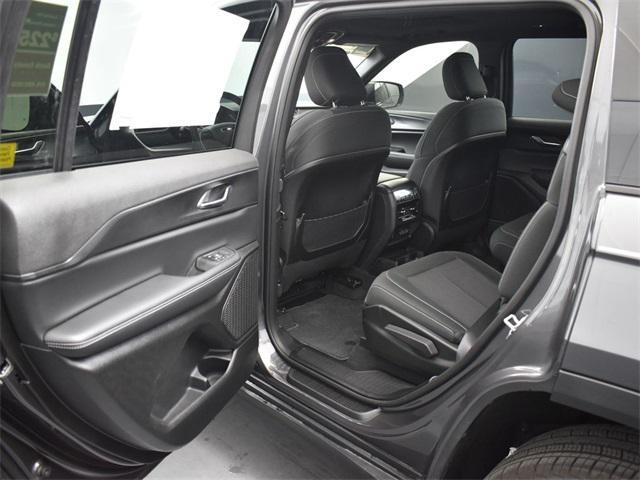 new 2025 Jeep Grand Cherokee L car, priced at $38,429