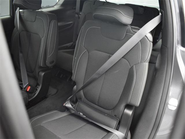 new 2025 Jeep Grand Cherokee L car, priced at $38,429