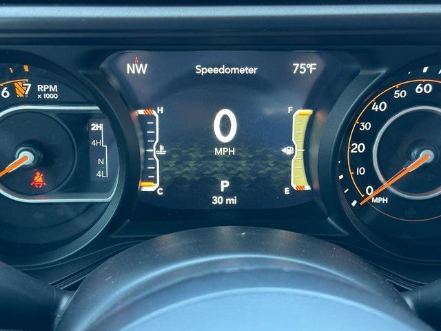 new 2025 Jeep Gladiator car, priced at $52,720