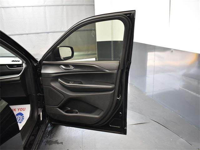 used 2023 Jeep Grand Cherokee L car, priced at $26,300