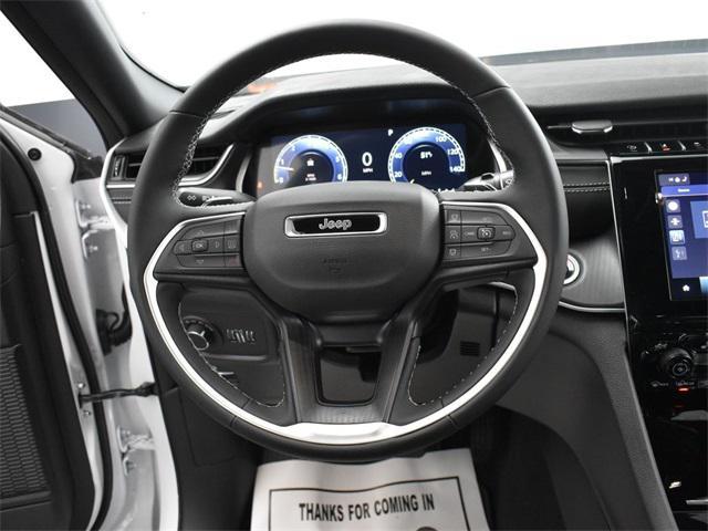 new 2025 Jeep Grand Cherokee car, priced at $39,325