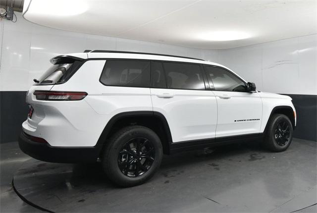 new 2025 Jeep Grand Cherokee L car, priced at $39,635