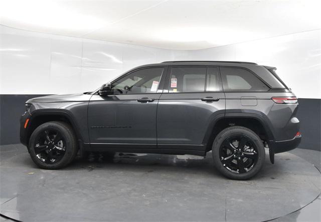 new 2025 Jeep Grand Cherokee car, priced at $39,550