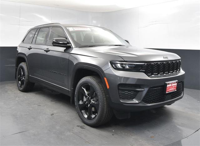 new 2025 Jeep Grand Cherokee car, priced at $39,550