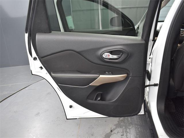 used 2018 Jeep Cherokee car, priced at $14,400