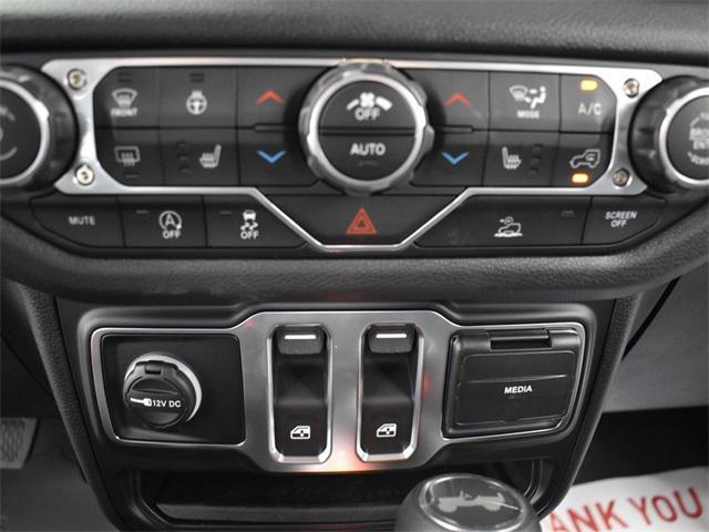 new 2025 Jeep Wrangler car, priced at $36,200