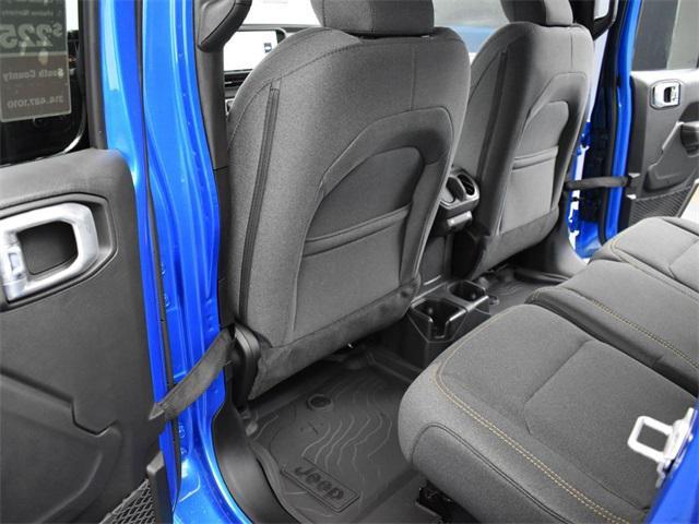 new 2025 Jeep Wrangler car, priced at $41,576