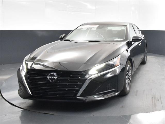 used 2023 Nissan Altima car, priced at $18,200