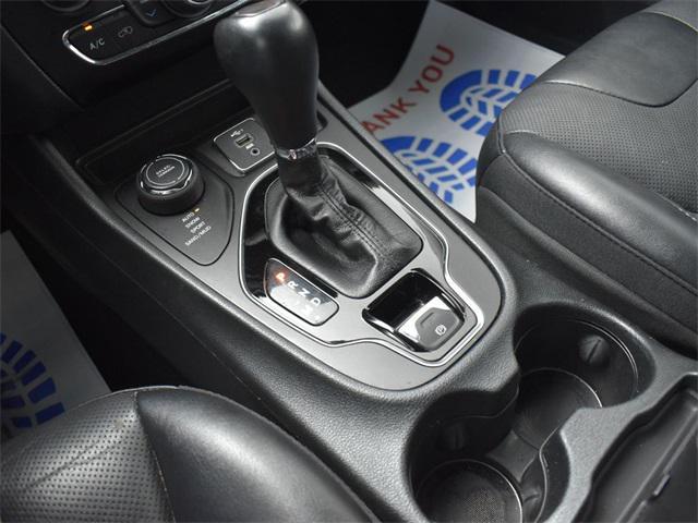 used 2023 Jeep Cherokee car, priced at $22,200