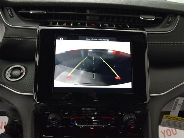 new 2025 Jeep Grand Cherokee car, priced at $37,885