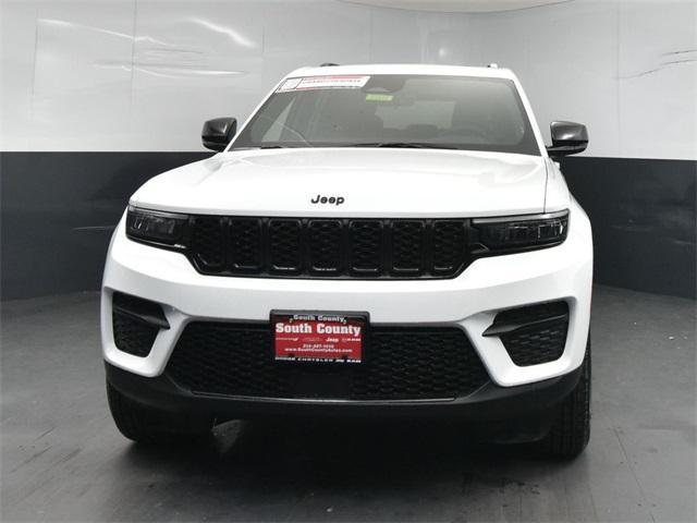 new 2025 Jeep Grand Cherokee car, priced at $37,885