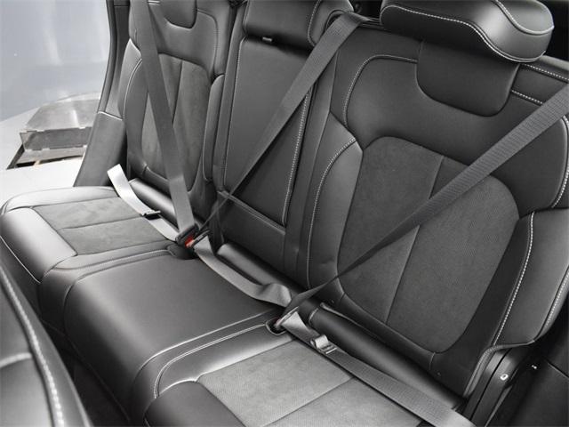 new 2025 Jeep Grand Cherokee car, priced at $37,885