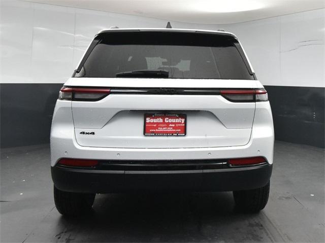 new 2025 Jeep Grand Cherokee car, priced at $37,885