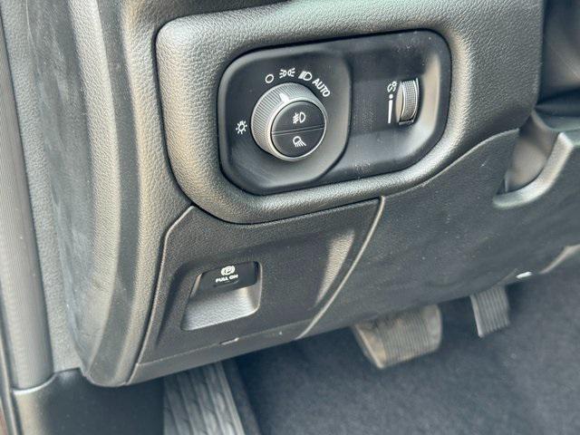 new 2025 Ram 1500 car, priced at $36,724