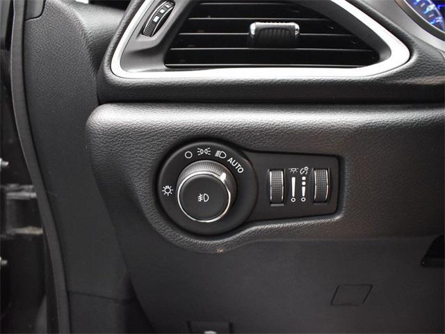 used 2020 Chrysler Pacifica car, priced at $19,200